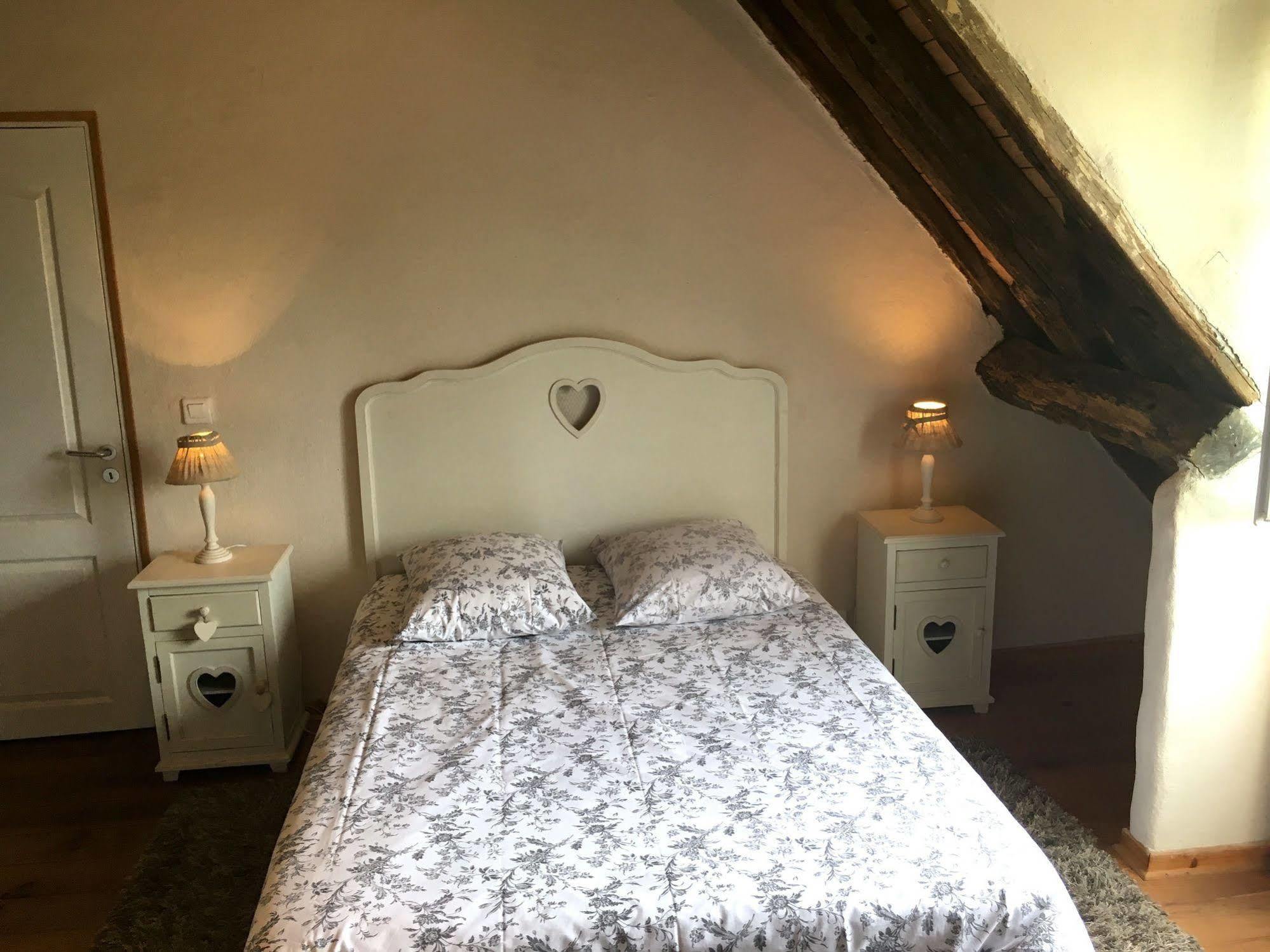 Domaine Du Moulin De Champie - Versailles - Gites & Suites Feucherolles Exterior foto